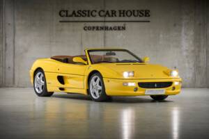 Image 13/100 of Ferrari F 355 Spider (1999)