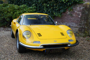 Bild 39/50 von Ferrari Dino 246 GT (1971)
