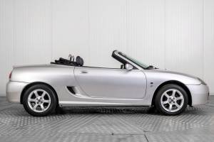 Image 7/50 of MG TF 135 (2002)