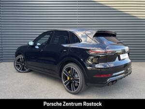 Imagen 23/31 de Porsche Cayenne Turbo S E-Hybrid (2020)