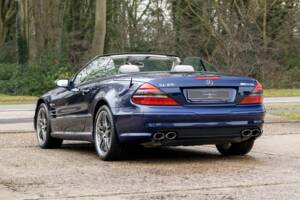 Image 6/42 of Mercedes-Benz SL 65 AMG (2006)