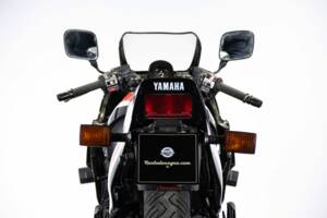 Image 9/50 of Yamaha FZ 750 (1986)