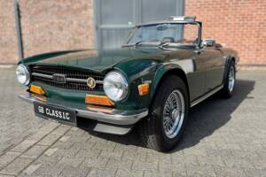 Image 13/24 de Triumph TR 6 (1973)