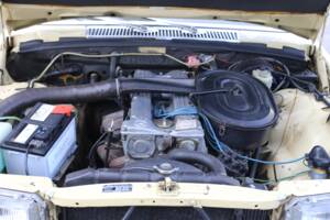 Bild 65/76 von Mercedes-Benz 280 SE (1977)