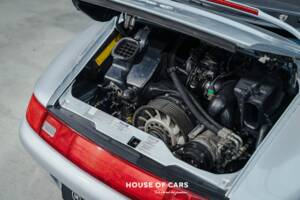 Image 15/25 de Porsche 911 Carrera 4 (1995)