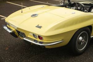 Bild 8/50 von Chevrolet Corvette Sting Ray Convertible (1966)