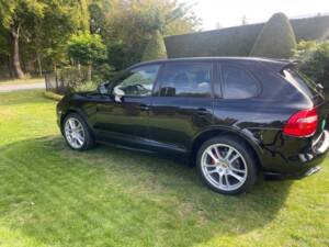 Bild 2/29 von Porsche Cayenne GTS (2008)