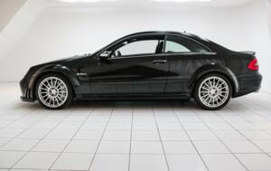 Imagen 2/16 de Mercedes-Benz CLK 63 AMG Black Series (2008)