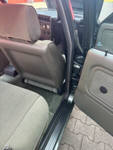 Image 22/55 de BMW 323i (1984)