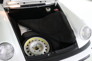 Imagen 7/30 de Porsche 911 Carrera 3.2 (WTL) (1986)