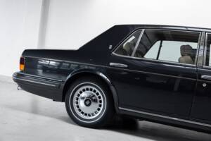 Image 28/32 de Rolls-Royce New Silver Spur (1996)