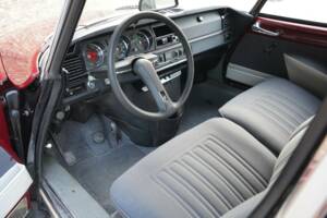 Imagen 3/50 de Citroën DS 21 (1971)