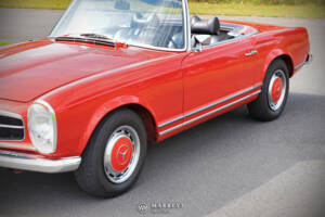 Image 11/70 of Mercedes-Benz 280 SL (1969)