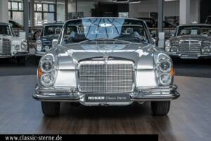 Bild 8/15 von Mercedes-Benz 280 SE 3,5 (1971)