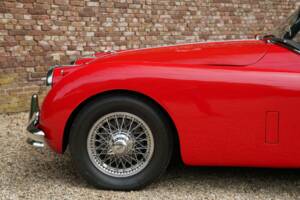 Image 31/50 of Jaguar XK 150 DHC (1960)
