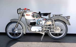 Image 28/54 of Bianchi Mendola (1951)