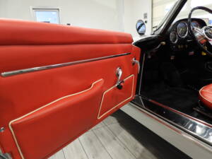 Image 18/51 de Alfa Romeo 2000 Spider (1959)