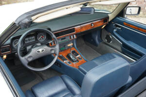 Image 30/50 of Jaguar XJS 5.3 V12 (1988)