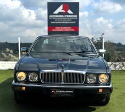 Imagen 2/33 de Jaguar XJ6 3.2 (1990)