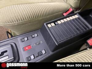 Image 15/15 of Mercedes-Benz 200 (1982)