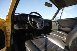 Image 22/77 de Porsche 911 2.7 S (1974)