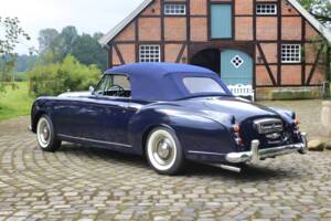 Afbeelding 8/47 van Bentley S1 DHC Park Ward (1956)