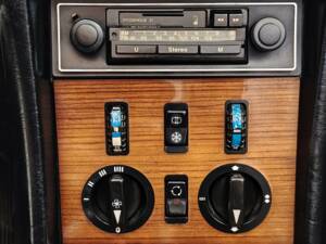 Image 40/53 of Mercedes-Benz 280 SL (1981)