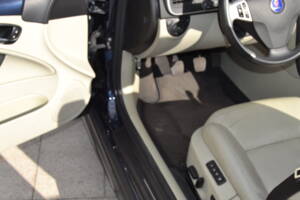 Image 51/100 of Saab 9-3 2.8 T (2007)