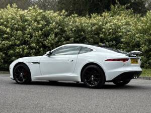 Image 5/50 of Jaguar F-Type (2014)