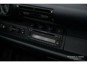 Image 29/32 de Porsche 911 Carrera S (1997)