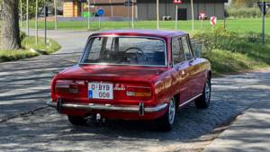Bild 6/19 von Alfa Romeo 2000 Berlina (1973)