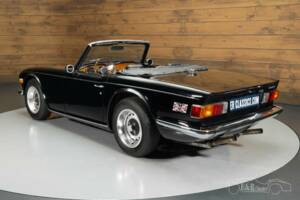 Image 4/19 de Triumph TR 6 (1971)