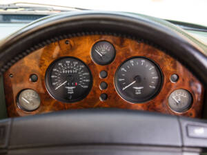 Imagen 43/80 de Aston Martin V8 Coupé (1996)