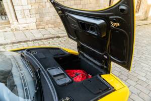 Immagine 16/33 di Ferrari F 355 Berlinetta (1995)