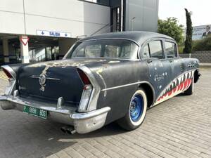 Image 7/8 of Buick 40 Special (1956)