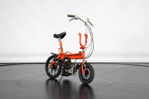 Afbeelding 6/50 van Pram DUMMY (1979)