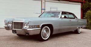 Image 9/51 de Cadillac Sedan DeVille (1970)