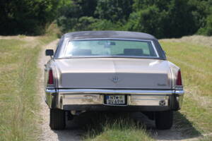 Imagen 6/8 de Cadillac Sedan DeVille (1969)