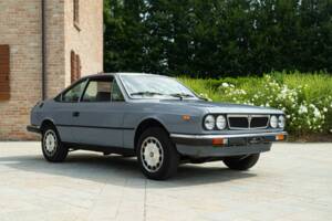 Image 2/48 of Lancia Beta Coupe 1600 (1978)