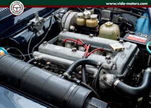 Image 13/15 of Alfa Romeo 2000 GT Veloce (1974)