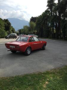Image 4/11 of Lancia Fulvia 1.3 S (1971)