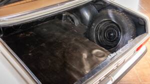 Afbeelding 14/19 van Mercedes-Benz 200 D (1968)