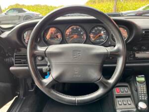 Image 9/19 of Porsche 911 Carrera 4 (1997)
