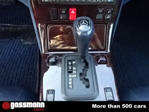 Immagine 11/15 di Mercedes-Benz SL 320 (1997)