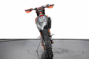 Image 4/21 de KTM DUMMY (2018)