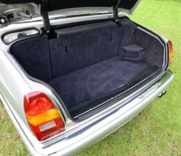 Bild 37/50 von Bentley Azure (2003)