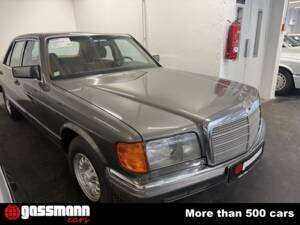 Obraz 2/15 pojazdu Mercedes-Benz 500 SEL (1982)