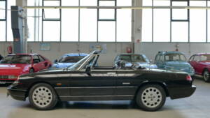Imagen 1/34 de Alfa Romeo 2.0 Spider (1992)