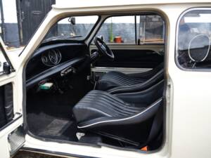 Image 43/50 of Austin Mini Cooper 850 (1968)