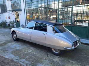 Image 12/36 of Citroën DS 20 (1974)
